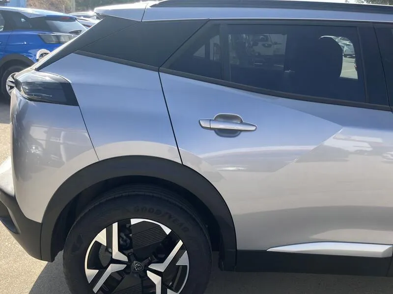Peugeot 2008 Allure 1.2 PureTech - foto 24