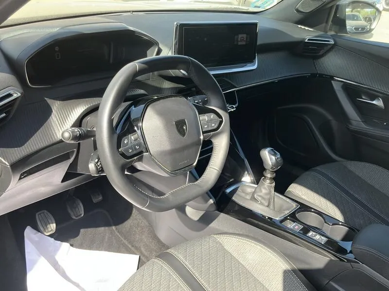 Peugeot 2008 Allure 1.2 PureTech - foto 10