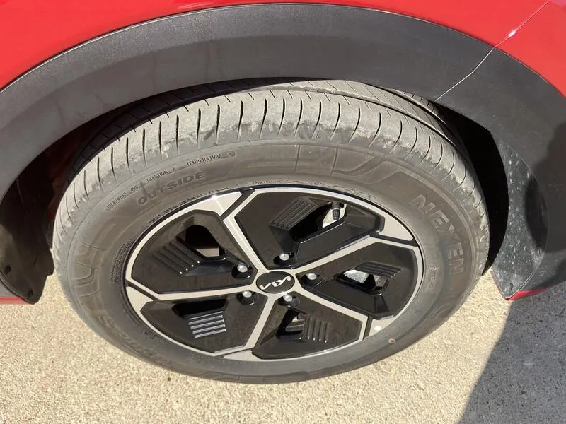 Kia Niro 1.6 GDi HEV Concept - foto 26