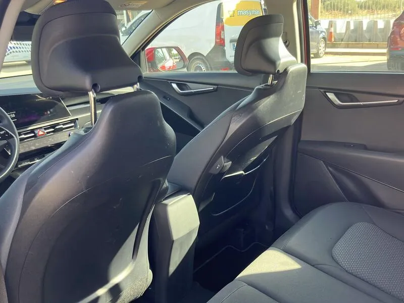 Kia Niro 1.6 GDi HEV Concept - foto 33