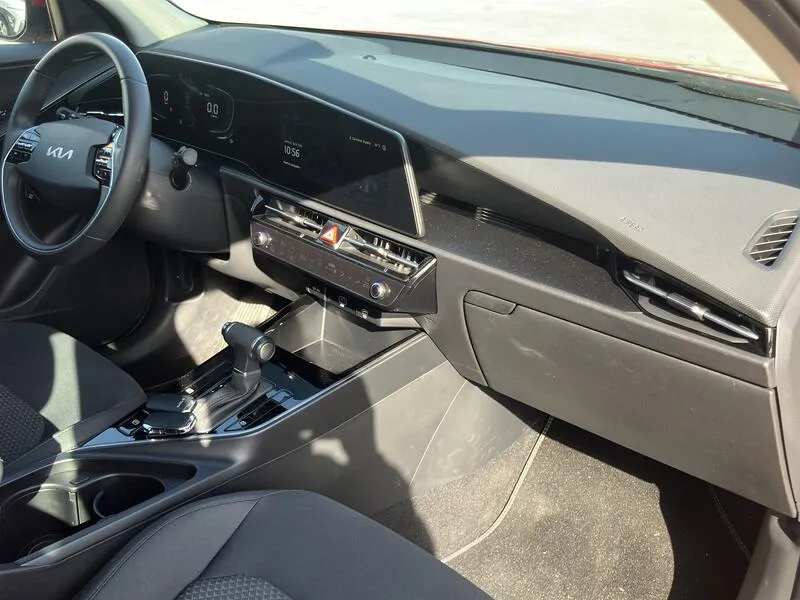 Kia Niro 1.6 GDi HEV Concept - foto 28