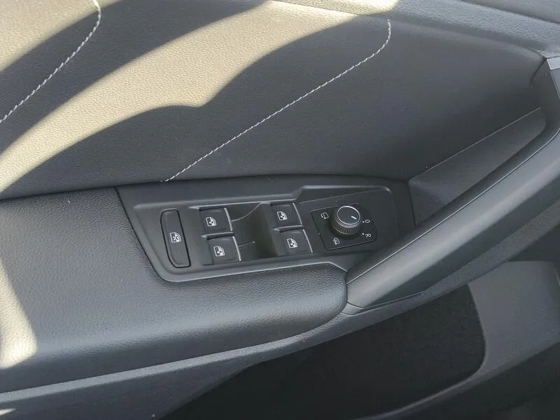 Volkswagen Tiguan R-Line 2.0 TDI - foto 32