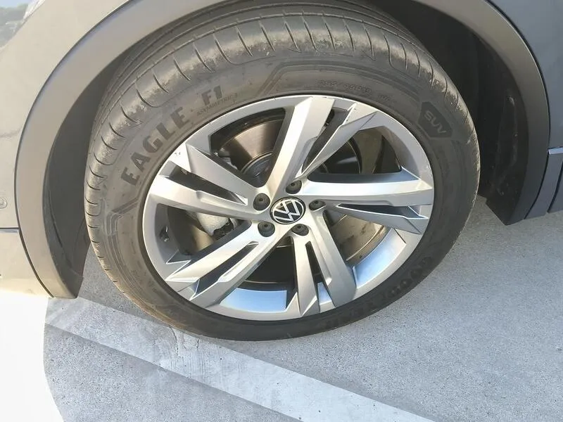 Volkswagen Tiguan R-Line 2.0 TDI - foto 48