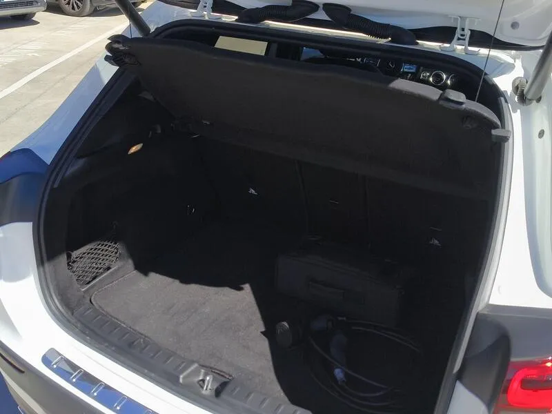 Mercedes-Benz GLA 250e - foto 39