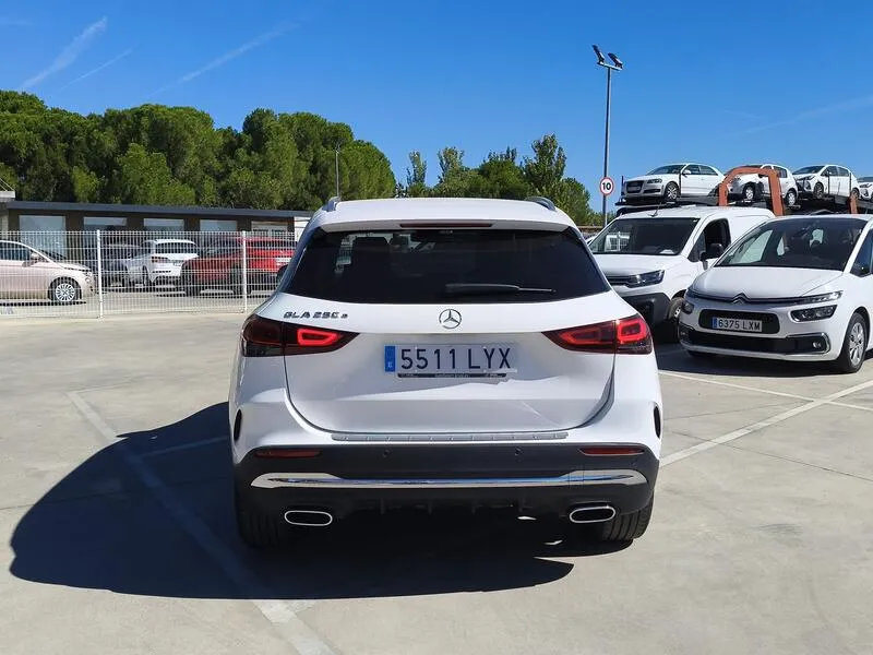 Mercedes-Benz GLA 250e - foto 5