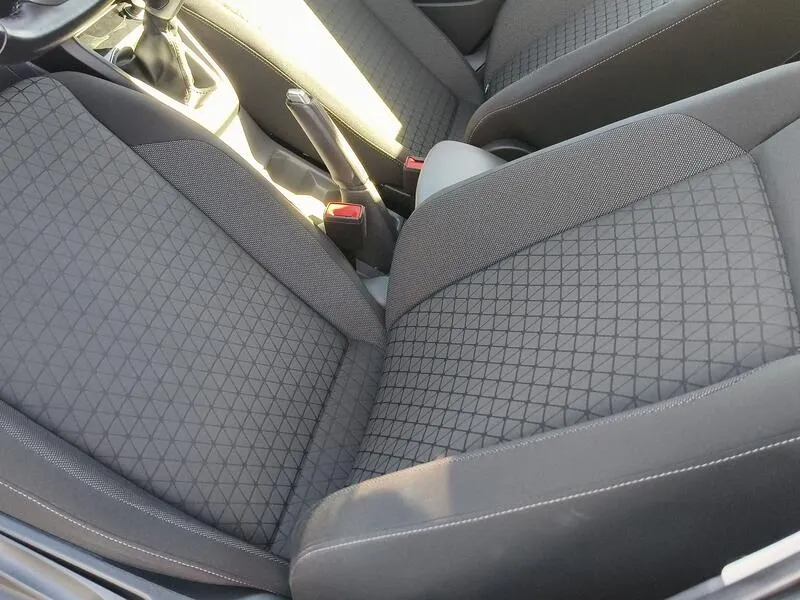 Volkswagen T-Cross Advance 1.0 TSI - foto 30
