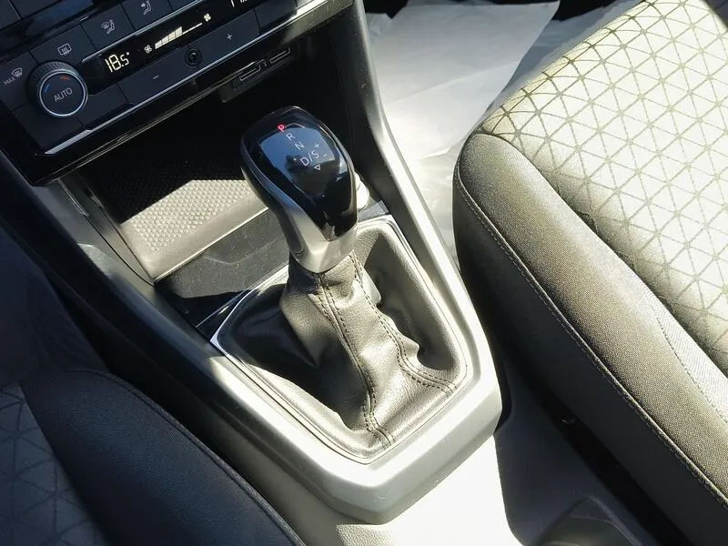 Volkswagen T-Cross Advance 1.0 TSI - foto 13