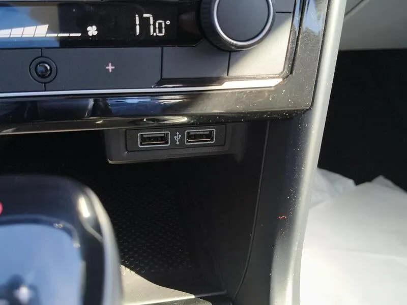 Volkswagen T-Cross Advance 1.0 TSI - foto 14