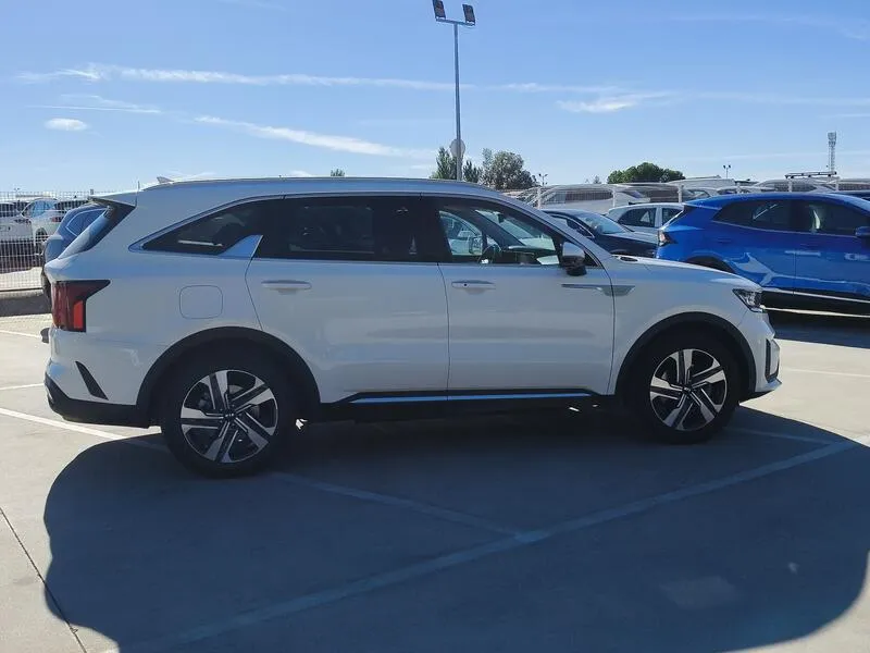 Kia Sorento 1.6 T-GDi PHEV Emotion 4x4 7 plazas - foto 7