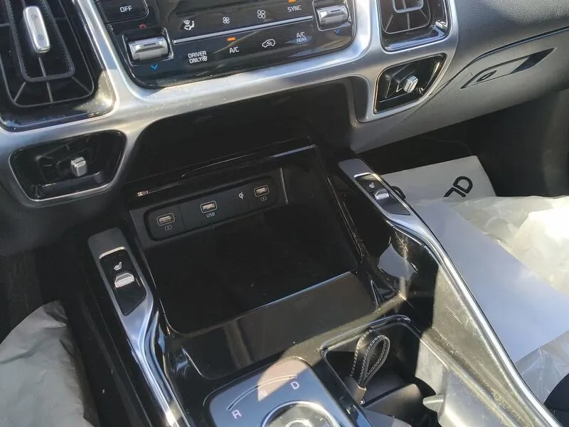 Kia Sorento 1.6 T-GDi PHEV Emotion 4x4 7 plazas - foto 12
