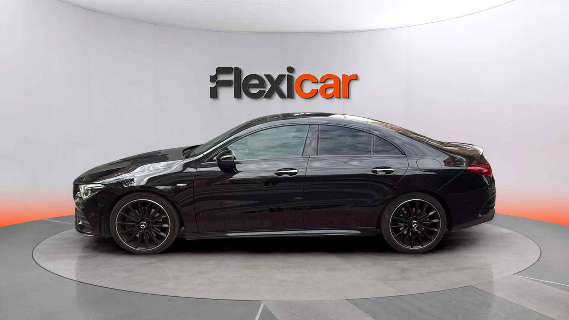 Mercedes-Benz CLA 200 D DCT - foto 4