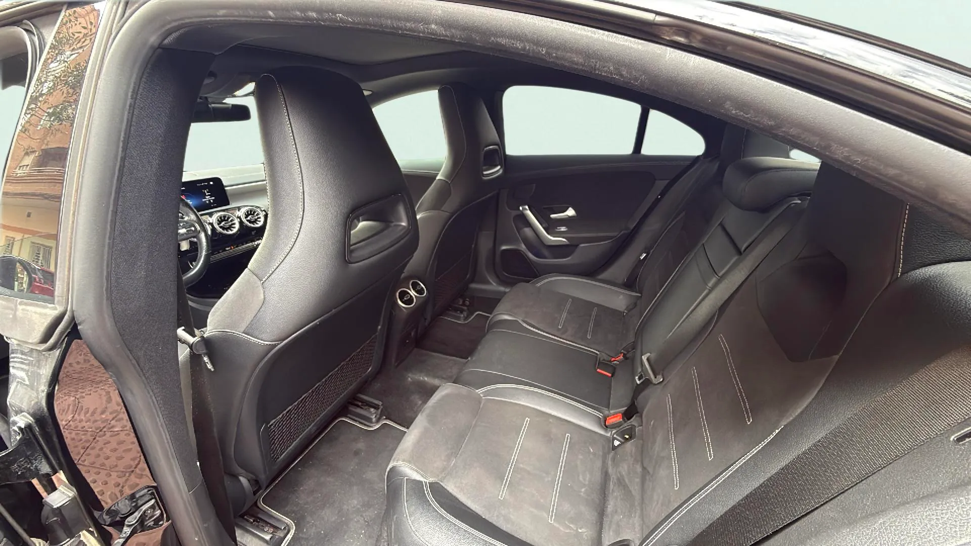Mercedes-Benz CLA 200 D DCT - foto 17