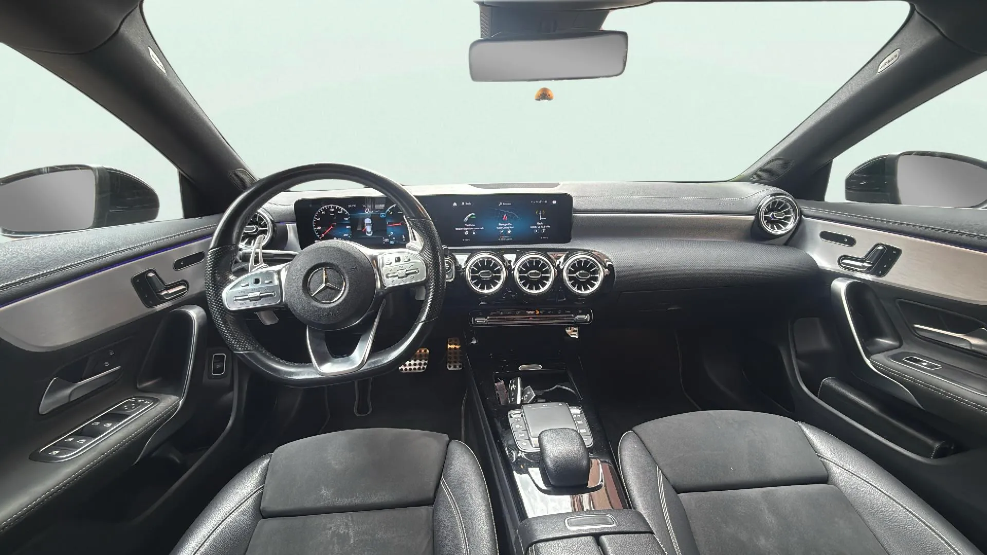 Mercedes-Benz CLA 200 D DCT - foto 12