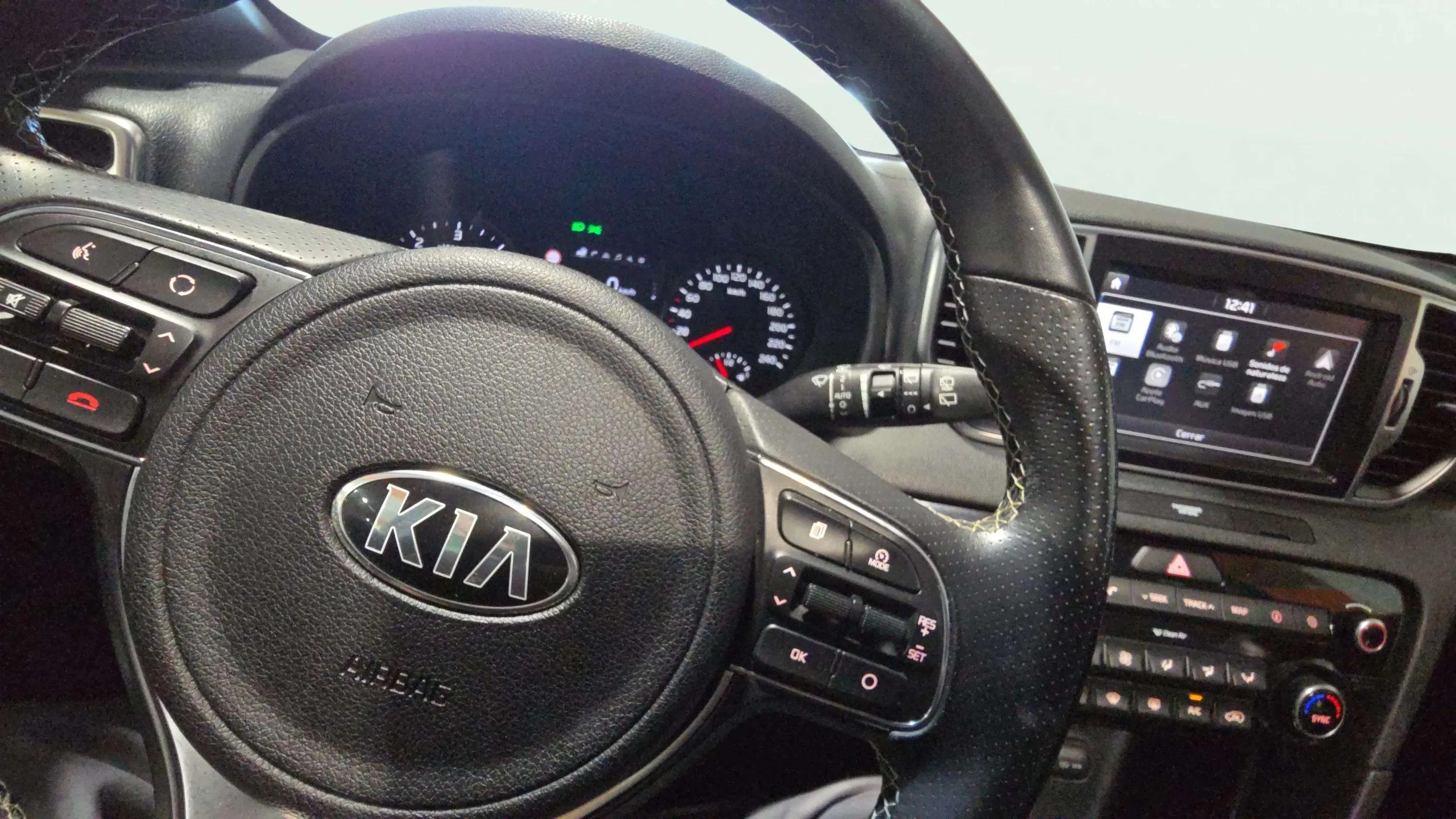 Kia Sportage 2.0 CRDi VGT GT Line 4x2 - foto 27