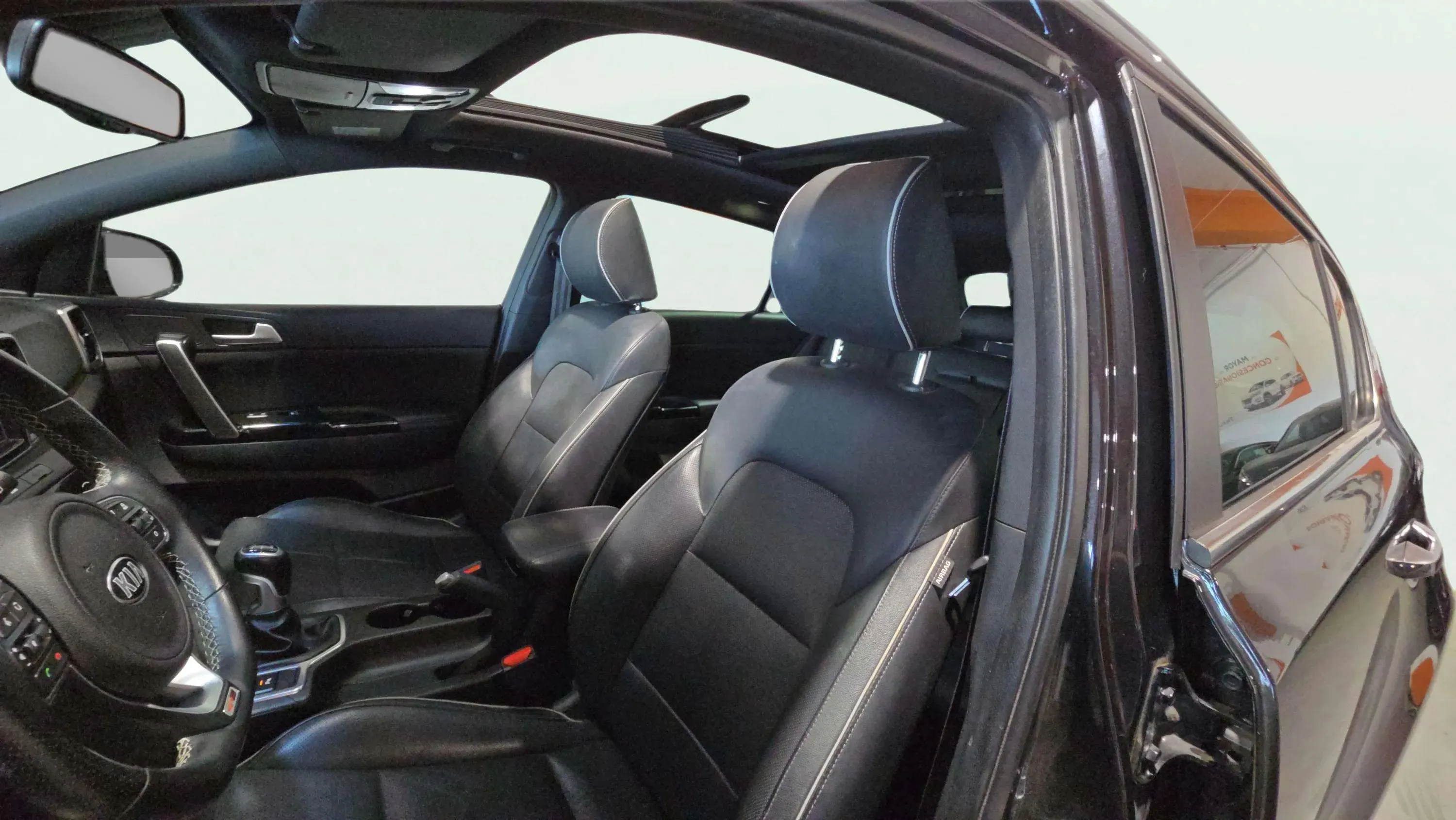 Kia Sportage 2.0 CRDi VGT GT Line 4x2 - foto 28
