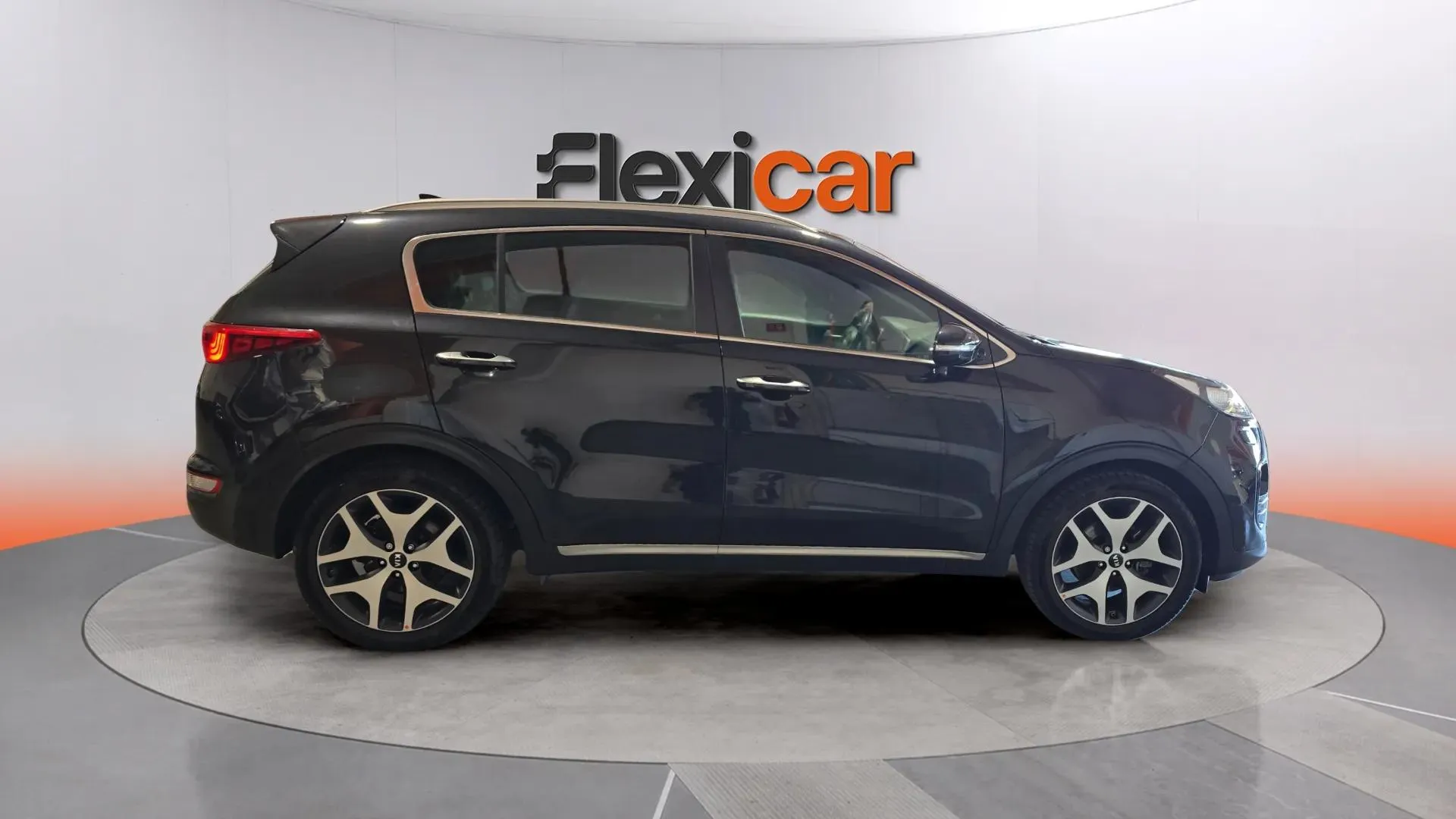 Kia Sportage 2.0 CRDi VGT GT Line 4x2 - foto 8