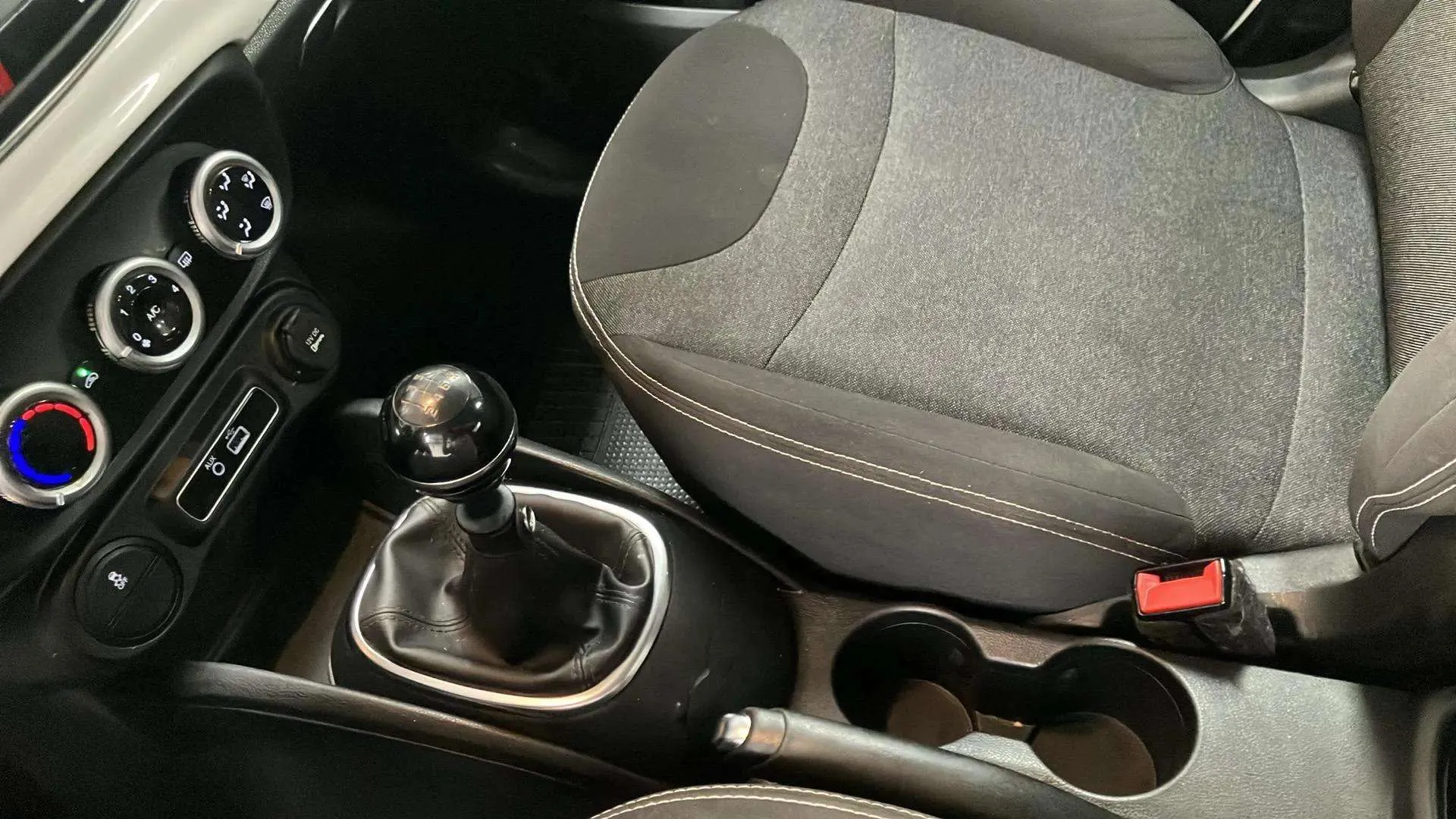 Fiat 500L 1.4 16v Lounge - foto 21