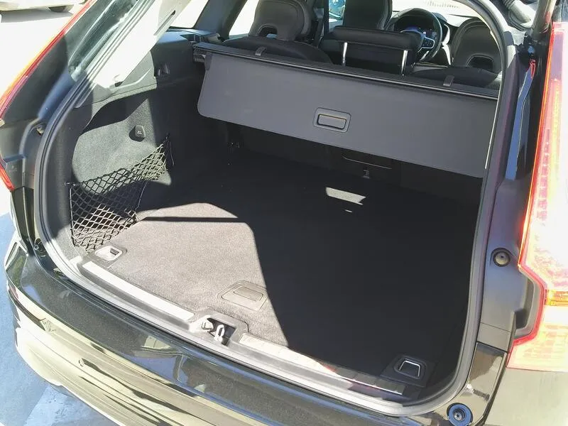Volvo XC60 2.0 B4 D Core - foto 40