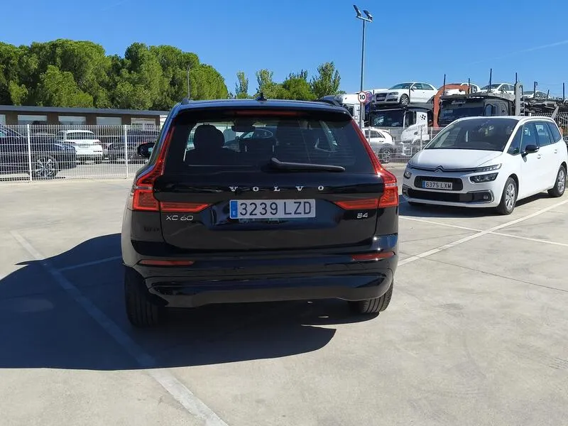 Volvo XC60 2.0 B4 D Core - foto 5