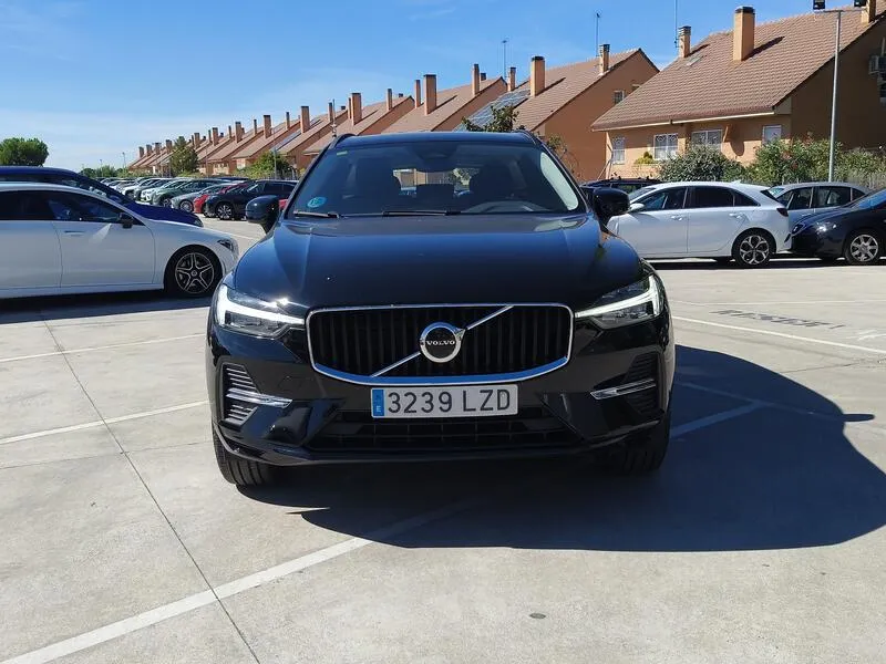 Volvo XC60 2.0 B4 D Core - foto 9
