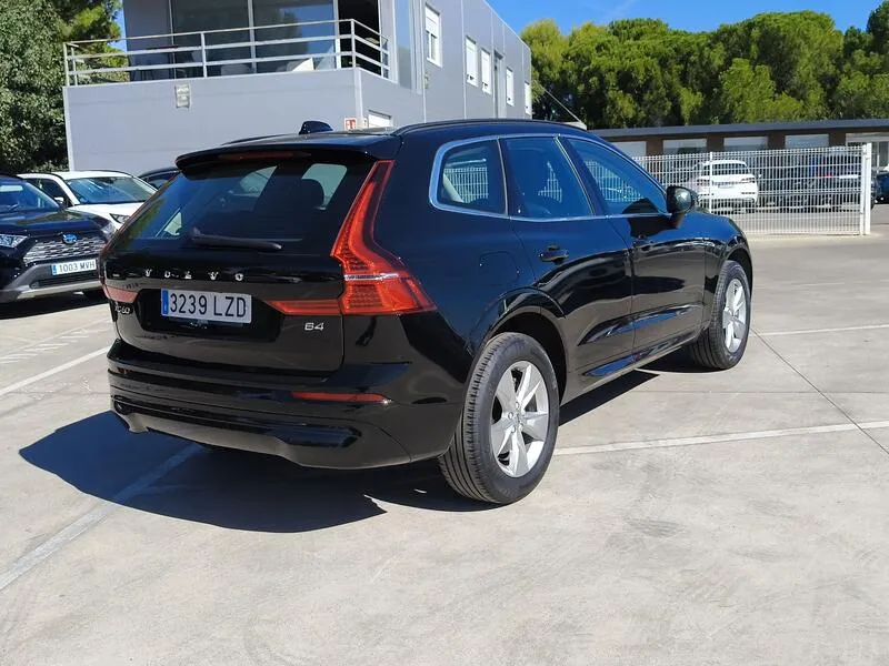 Volvo XC60 2.0 B4 D Core - foto 6