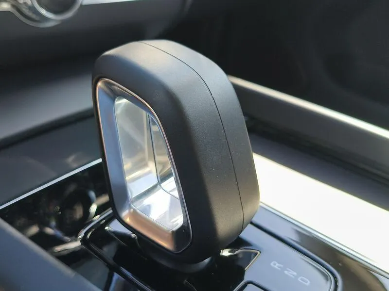 Volvo XC60 2.0 B4 D Core - foto 14
