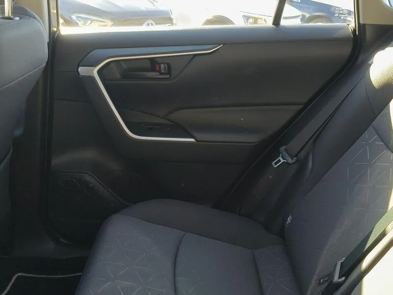 Toyota RAV4 2.5l 220H Business - foto 29
