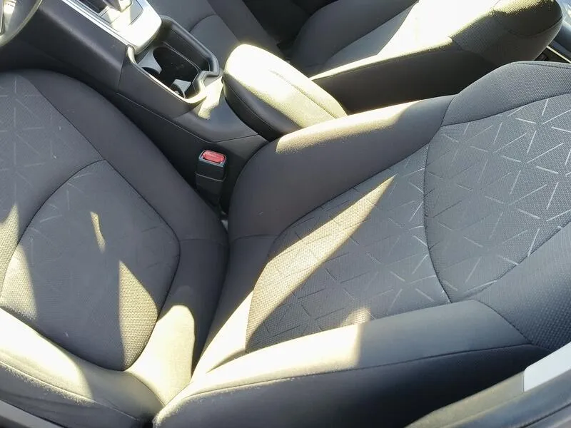 Toyota RAV4 2.5l 220H Business - foto 28