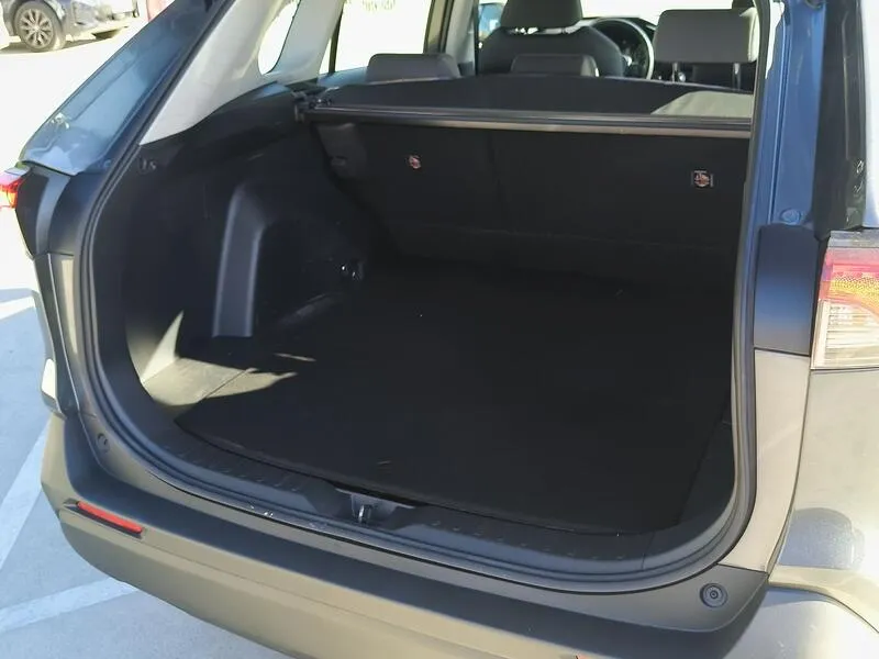 Toyota RAV4 2.5l 220H Business - foto 36