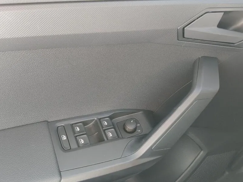 SEAT Arona 1.0 TSI Reference - foto 27