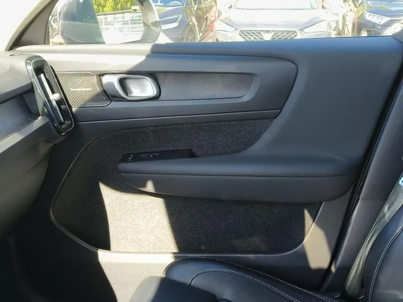 Volvo XC40 1.5 T4 Twin Recharge Plus Bright - foto 21