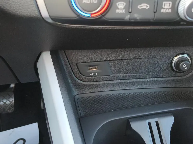 Audi Q2 Design 30 TFSI - foto 15