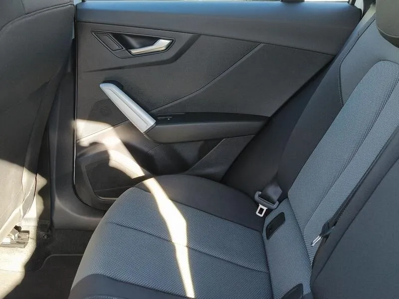 Audi Q2 Design 30 TFSI - foto 31