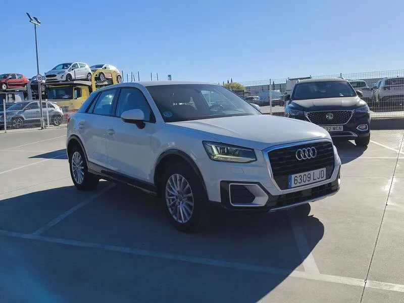 Audi Q2 Design 30 TFSI - foto 8