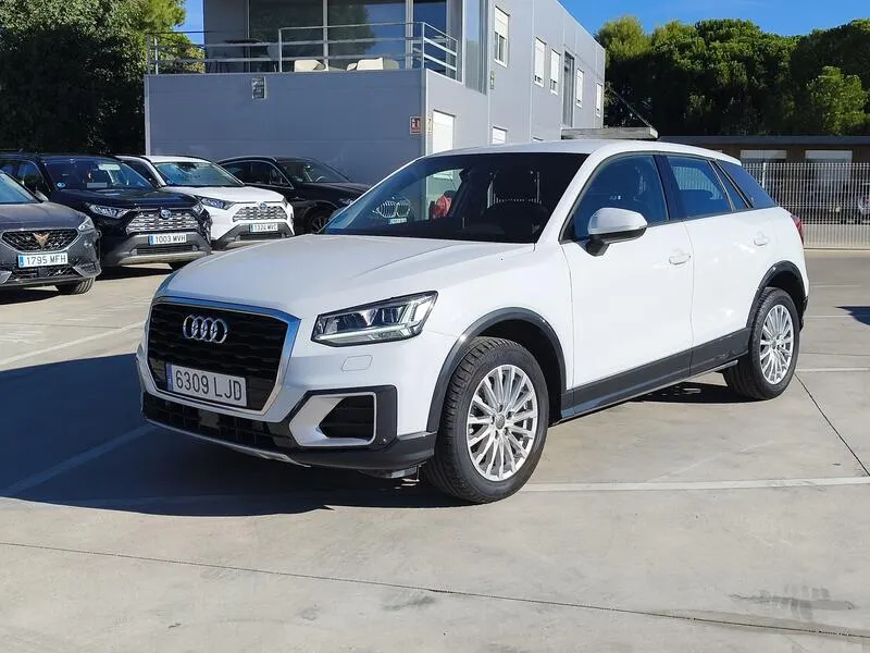 Audi Q2 Design 30 TFSI - foto 2