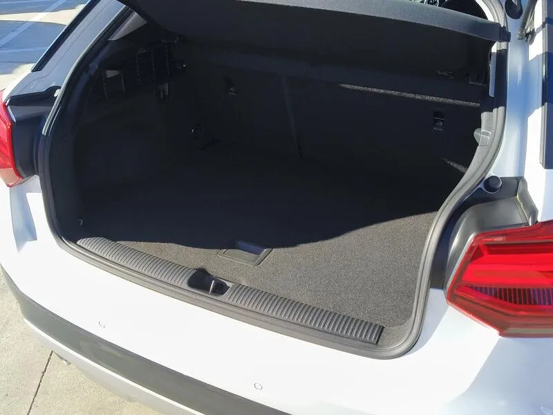 Audi Q2 Design 30 TFSI - foto 38