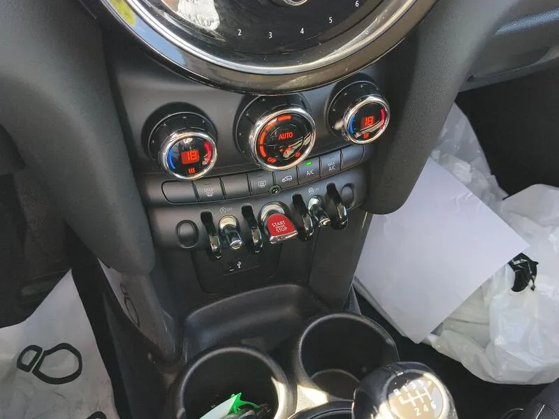 MINI One - foto 12