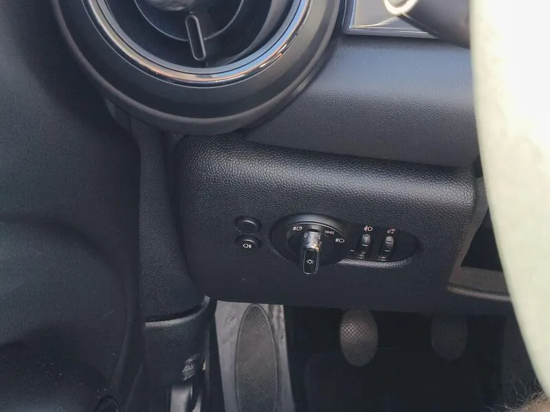 MINI One - foto 27