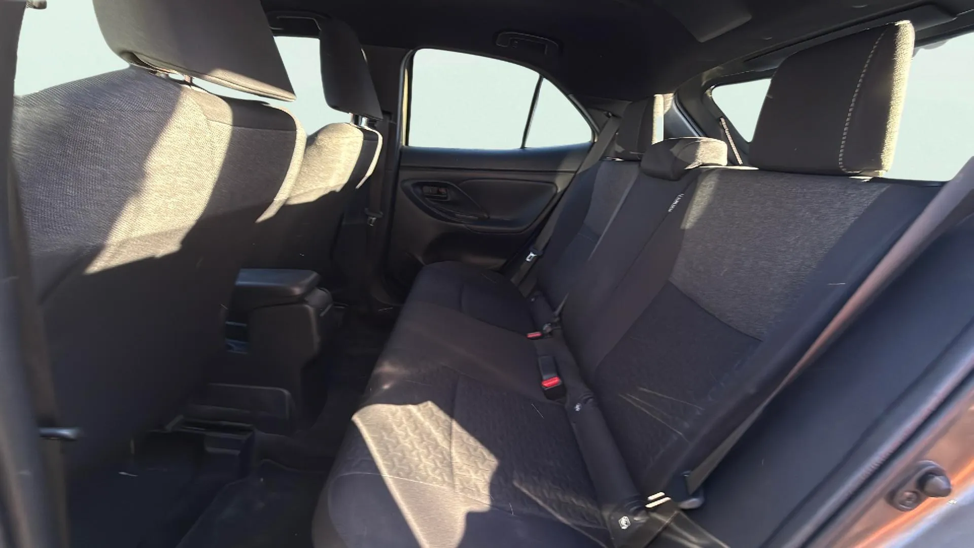 Toyota Yaris Cross 1.5 120H Active Tech Pack Confort - foto 20