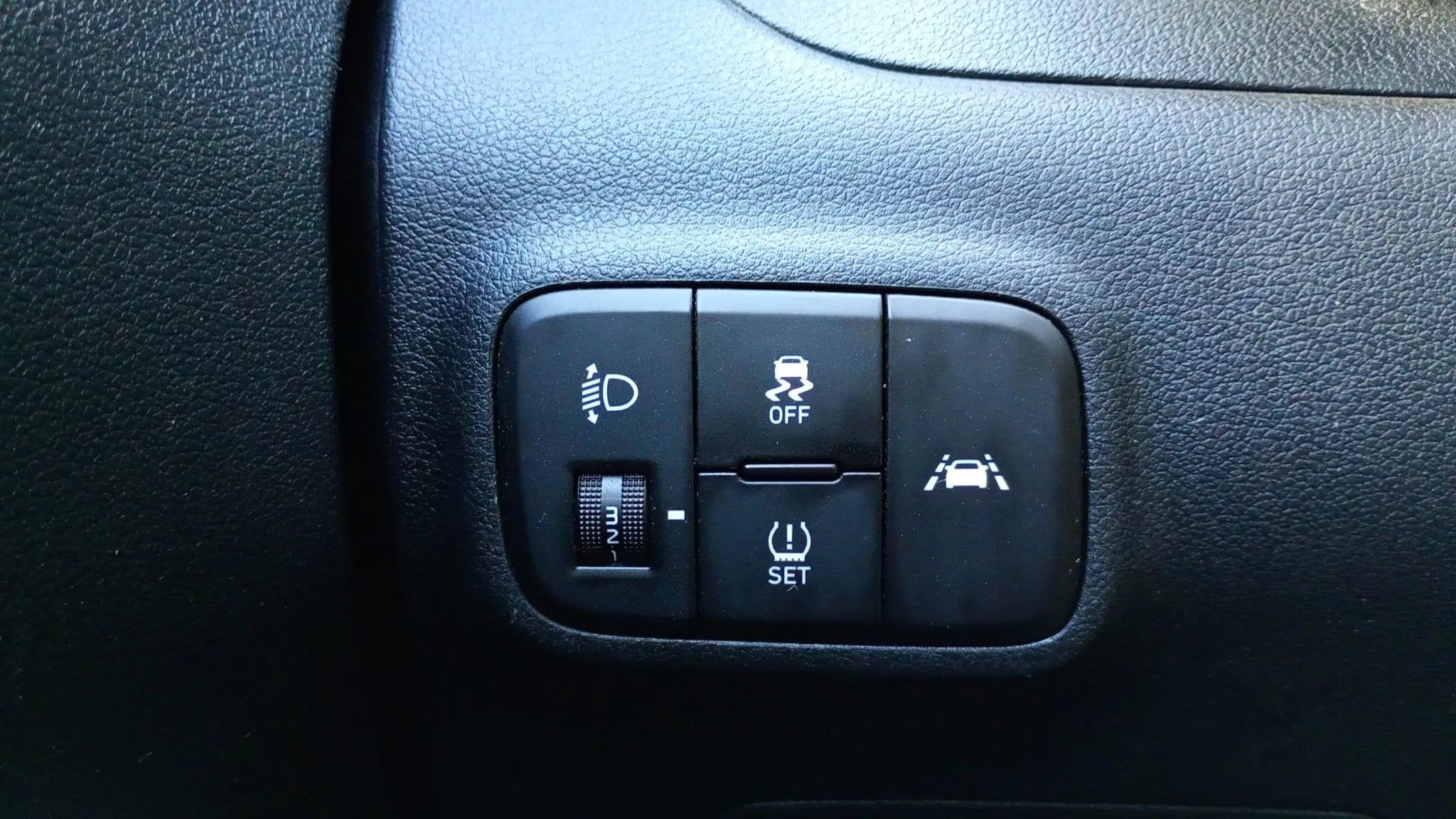 Hyundai i10 1.0 Essence - foto 14