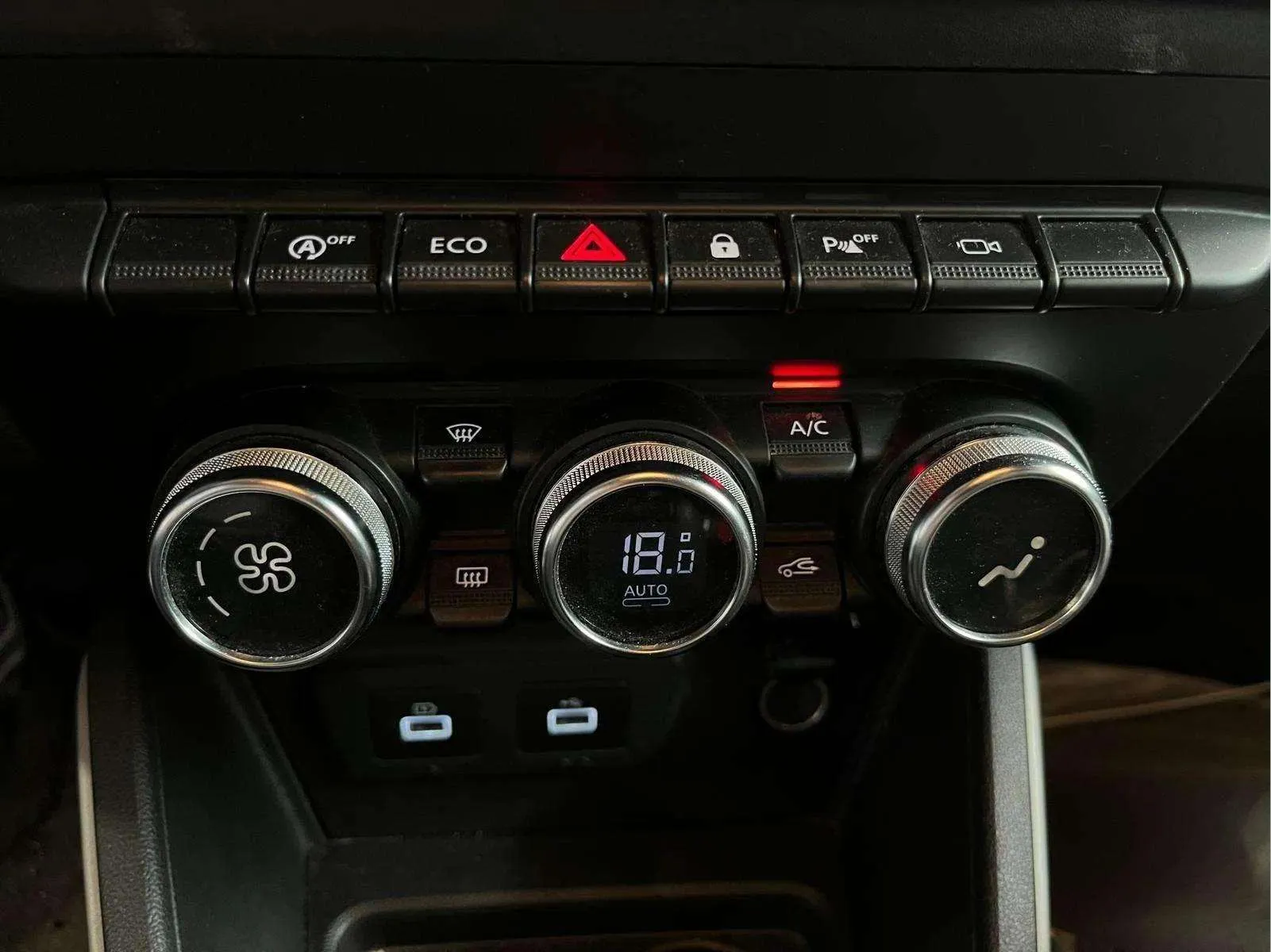 Dacia Duster Extreme TCe 4x2 EDC - foto 17
