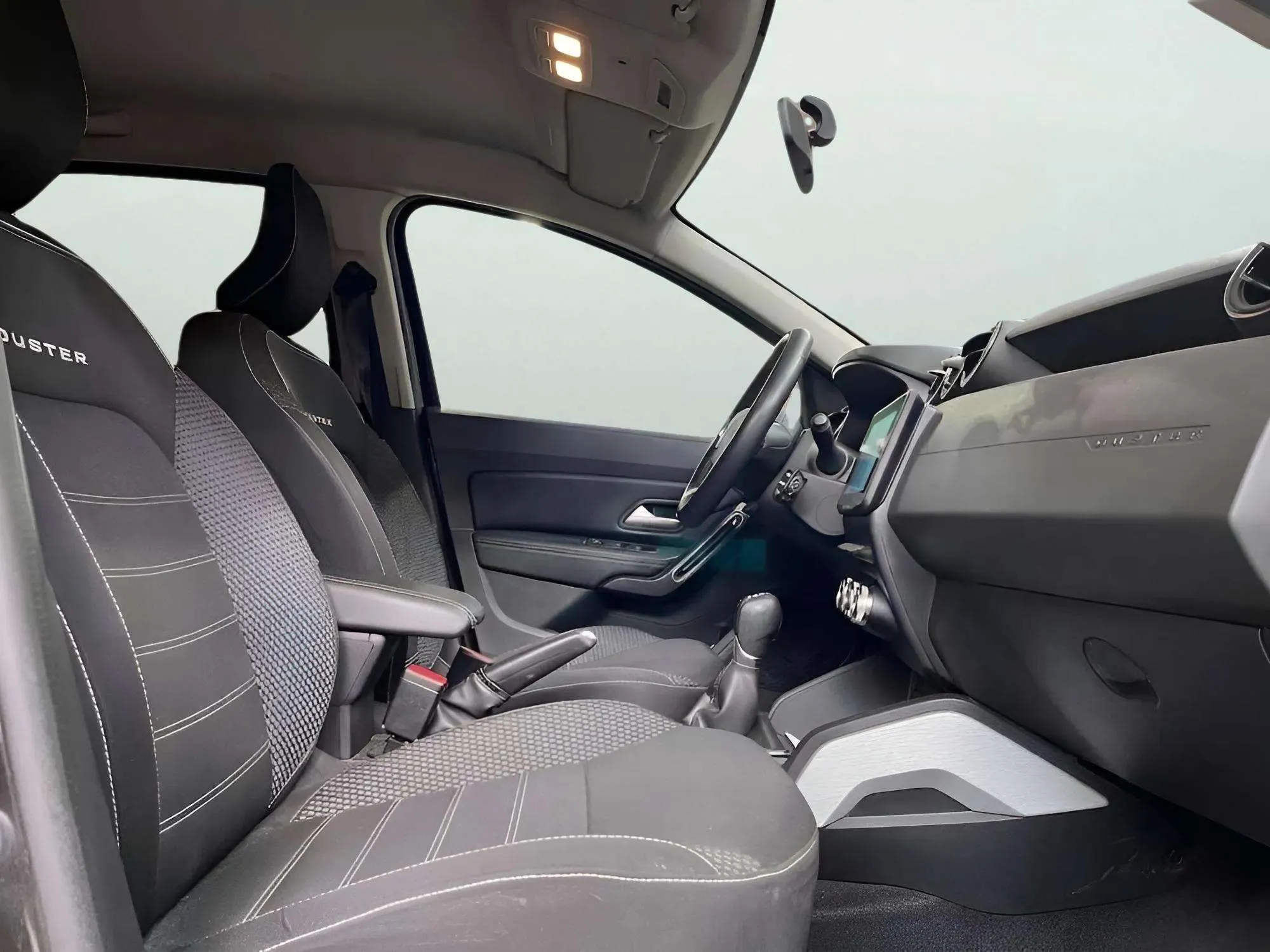 Dacia Duster Extreme TCe 4x2 EDC - foto 24
