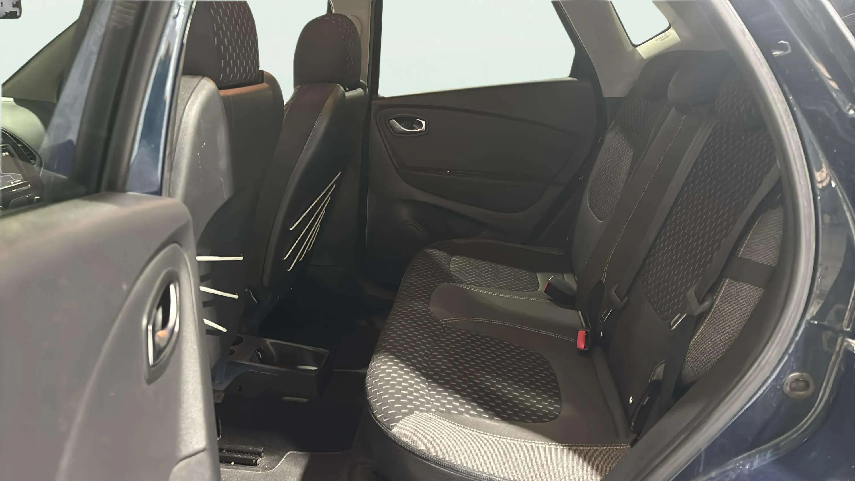 Renault Captur Zen TCe GPF - foto 20