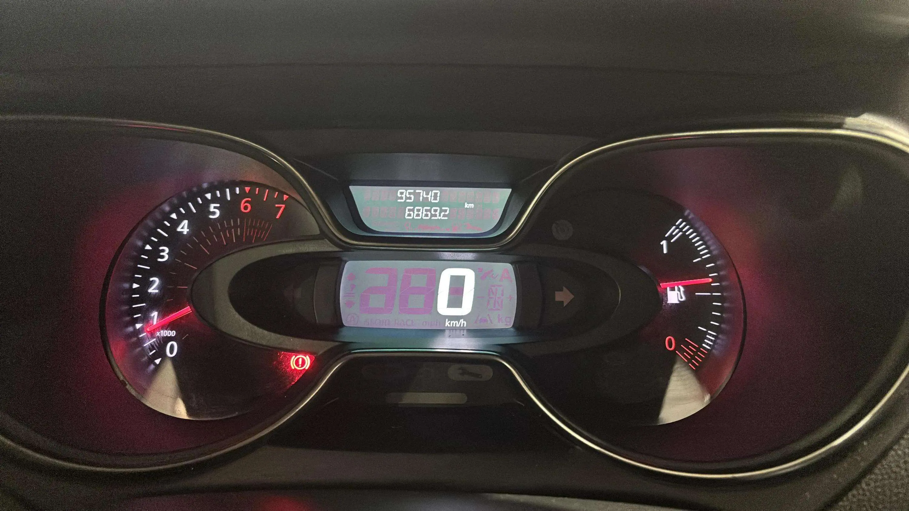 Renault Captur Zen TCe GPF - foto 14