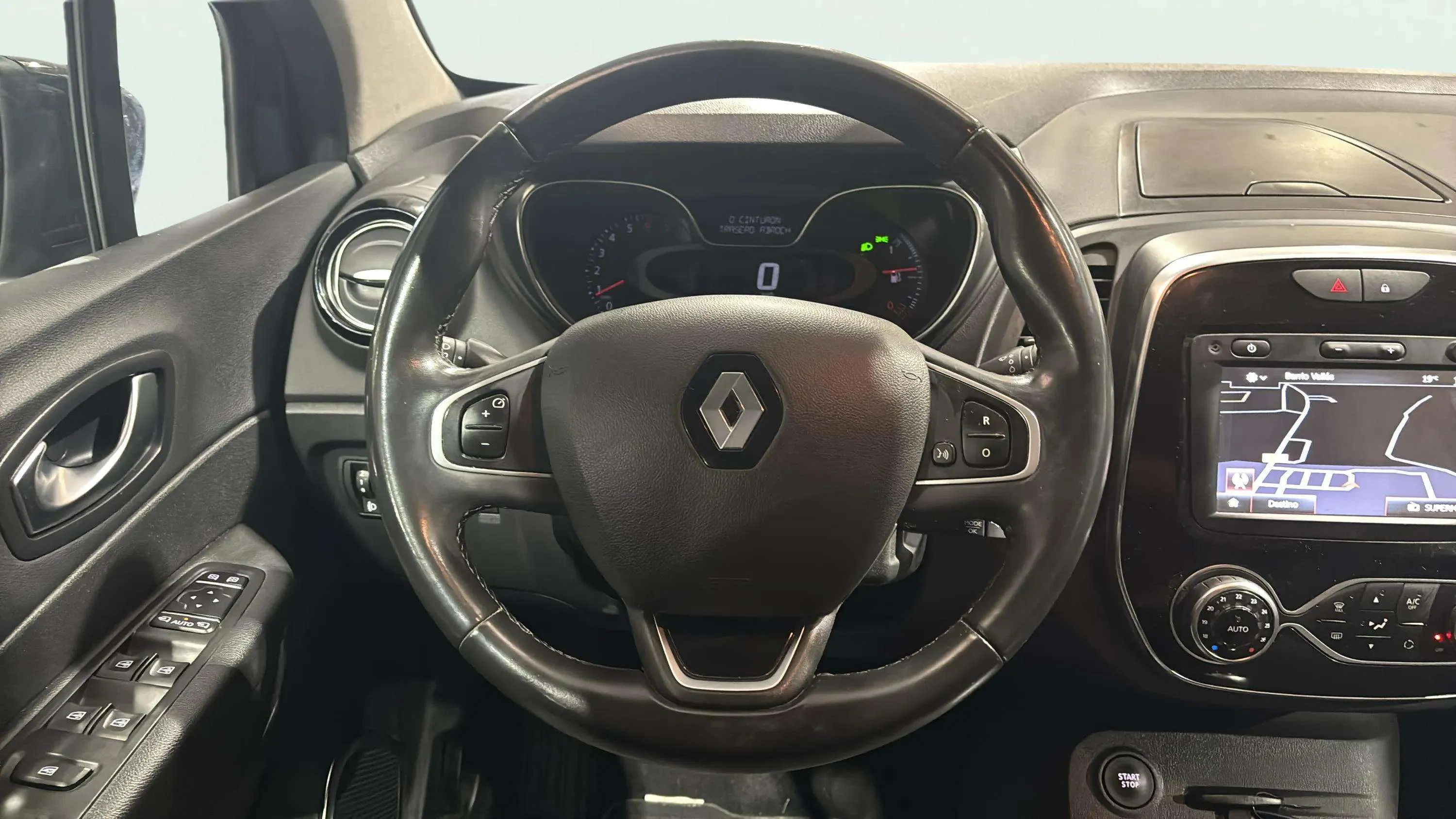 Renault Captur Zen TCe GPF - foto 11
