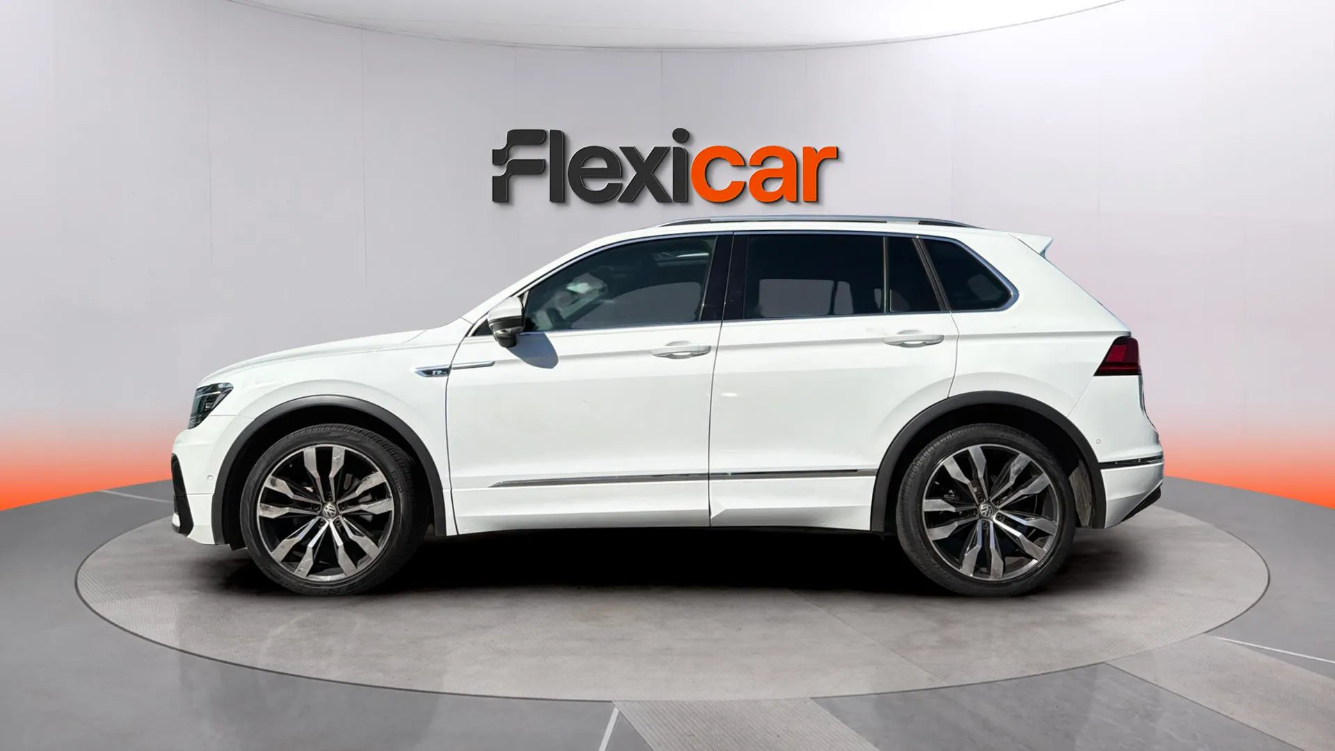 Volkswagen Tiguan R-Line 1.5 TSI DSG - foto 5