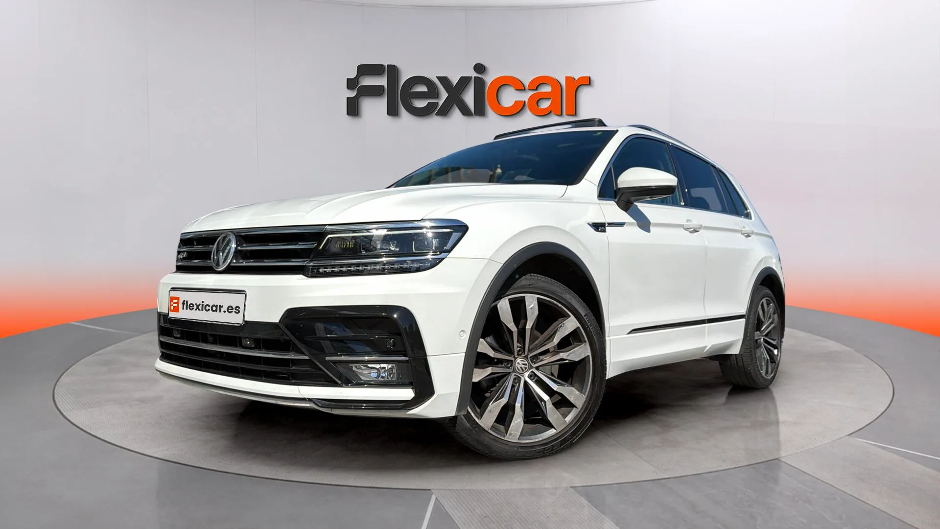 Volkswagen Tiguan R-Line 1.5 TSI DSG - foto 3