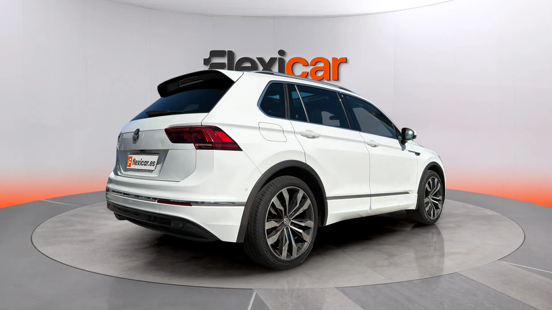 Volkswagen Tiguan R-Line 1.5 TSI DSG - foto 7