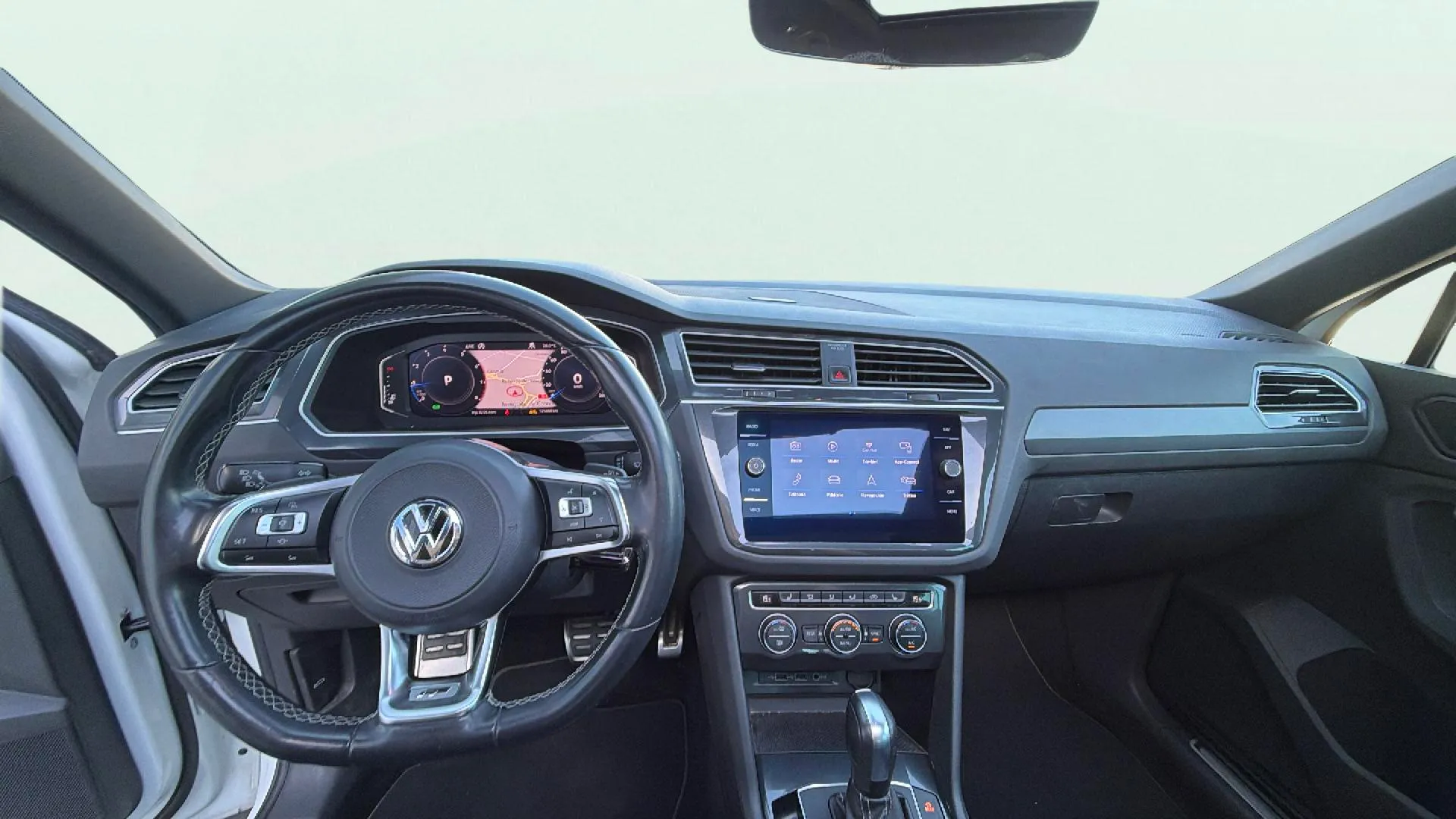 Volkswagen Tiguan R-Line 1.5 TSI DSG - foto 27