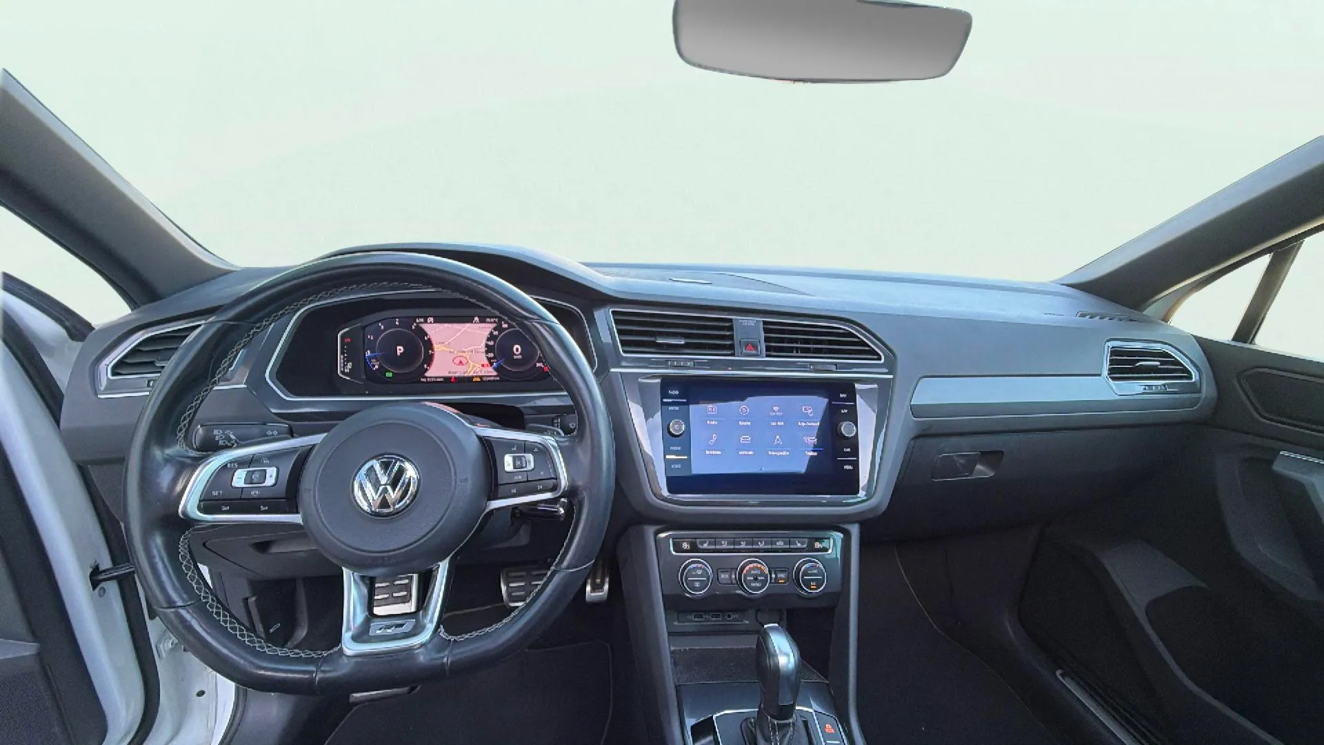 Volkswagen Tiguan R-Line 1.5 TSI DSG - foto 11